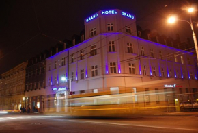 Отель Hotel Grand  Градец-Кралове